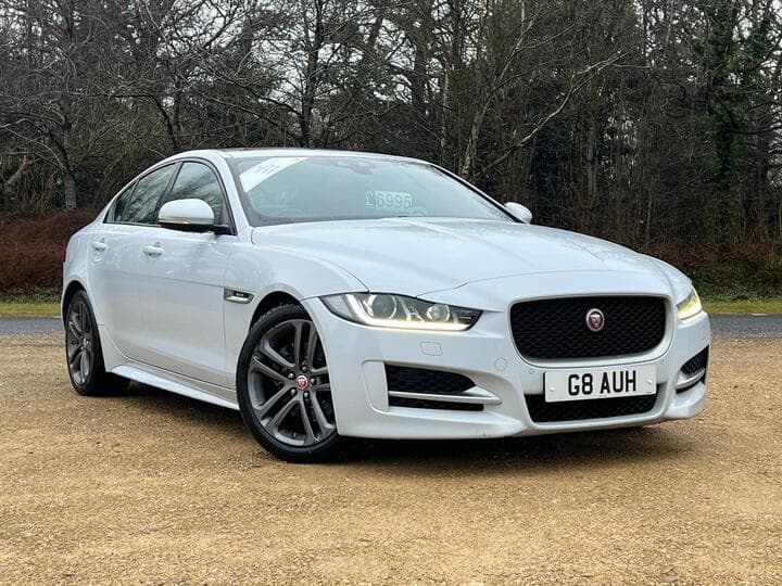 Jaguar XE